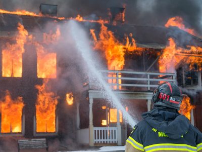 ¿Cuáles son los riesgos en un incendio?